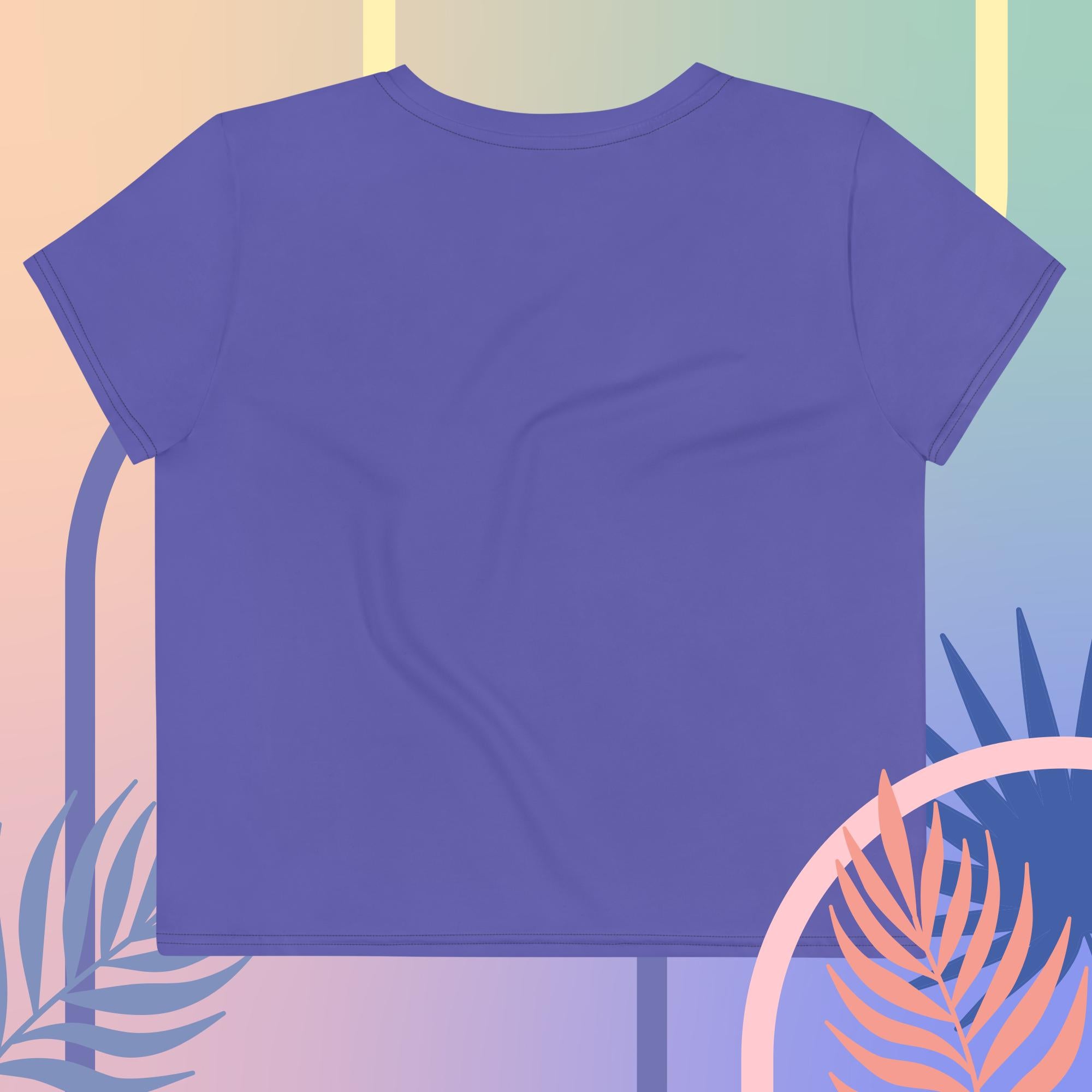 Cat in Scarf Crop T-shirt